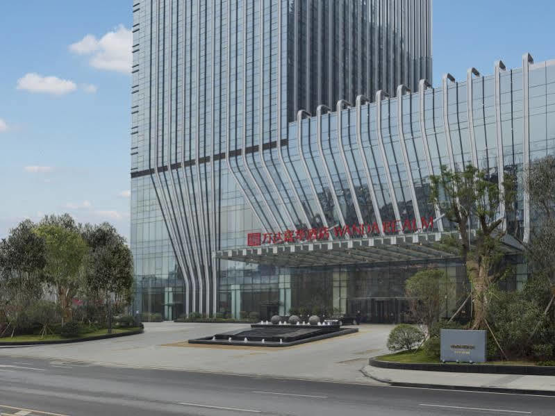 Wanda Realm Wuhan Exteriör bild